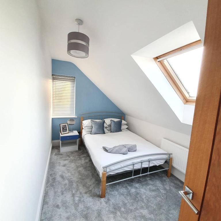 Spacious Beautiful And Warm Cottage With Parking Челмсфорд Экстерьер фото